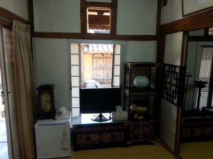 Goseong Choi Pilgan'S Old House Hotel Cameră foto