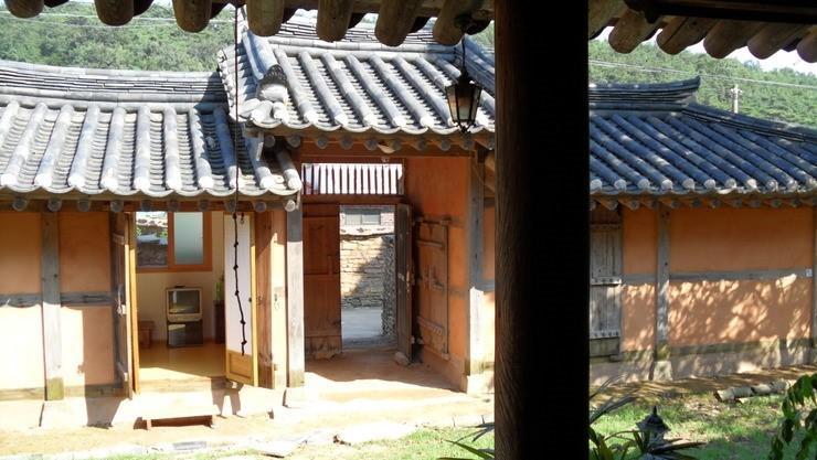 Goseong Choi Pilgan'S Old House Hotel Exterior foto